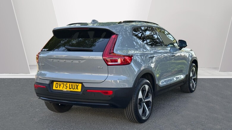 Volvo XC40 2.0 B4P Plus Dark 5dr Auto Petrol Estate